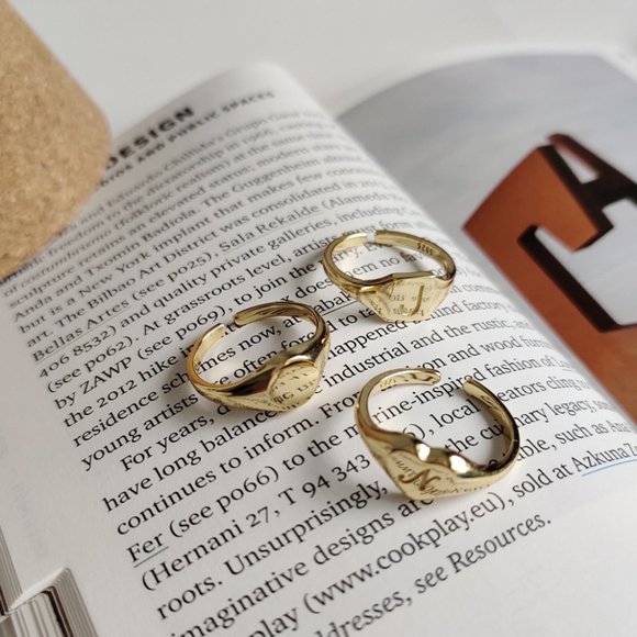 Classic Signet Ring, (Solid Silver Signet Ring) - Picture 3 of 14